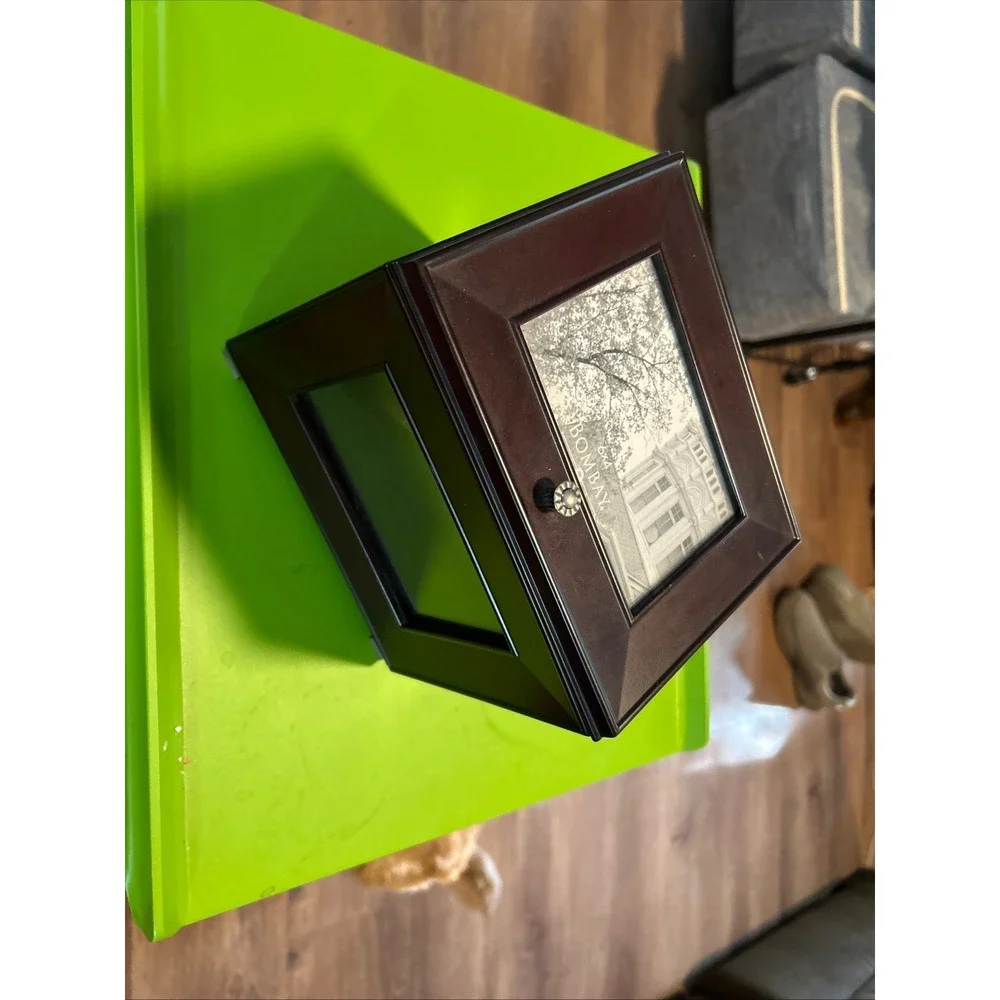 Bombay Company Wood Photo Cube Memory Box Dark Mahogany 6x4 3.5x3.5 Picture Fram
